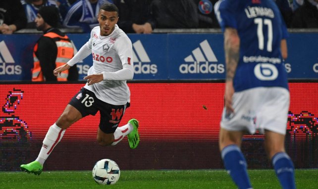 Akim Zedadka en action avec le LOSC face à Strasbourg en Ligue 1