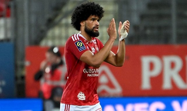 Ligue 1 : Brest lance enfin sa saison par un succès probant contre Saint-Etienne